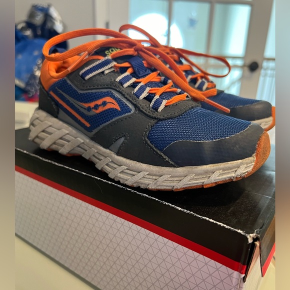 Saucony Wind Shield - Picture 4 of 6